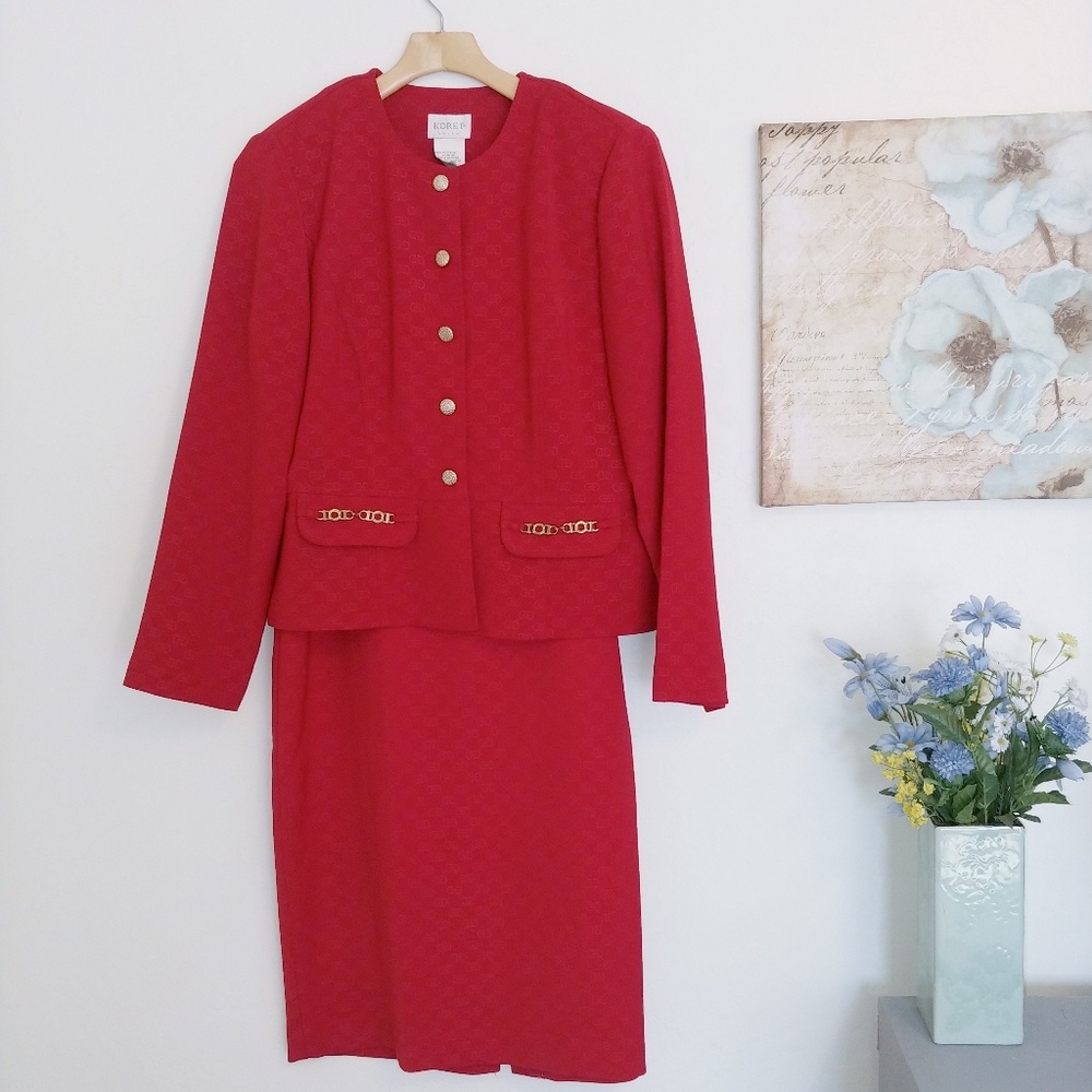 Koret red skirt suit